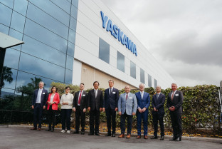 Yaskawa inauguración